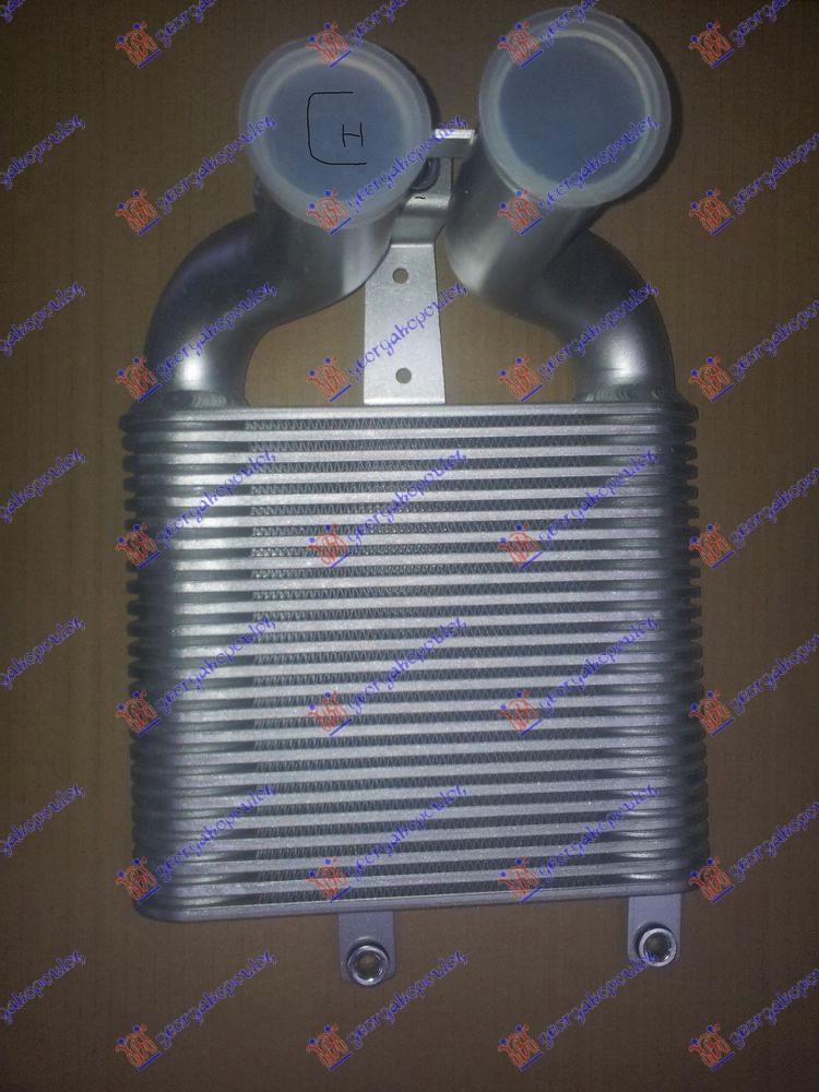 HLADNJAK INTERKULERA 2.5-3.0 TD (246x164x68) ISUZU P/U D-MAX 2002-2007 (TFR/TFS)