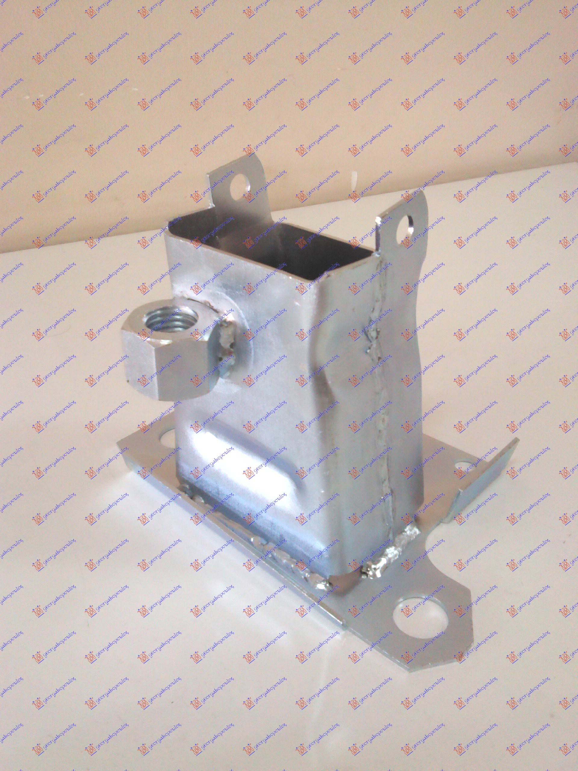 NOSAC PREDNJEG BRANIKA METALNI RENAULT CLIO III 2006-2009 (BR0 1/CR0 1)
