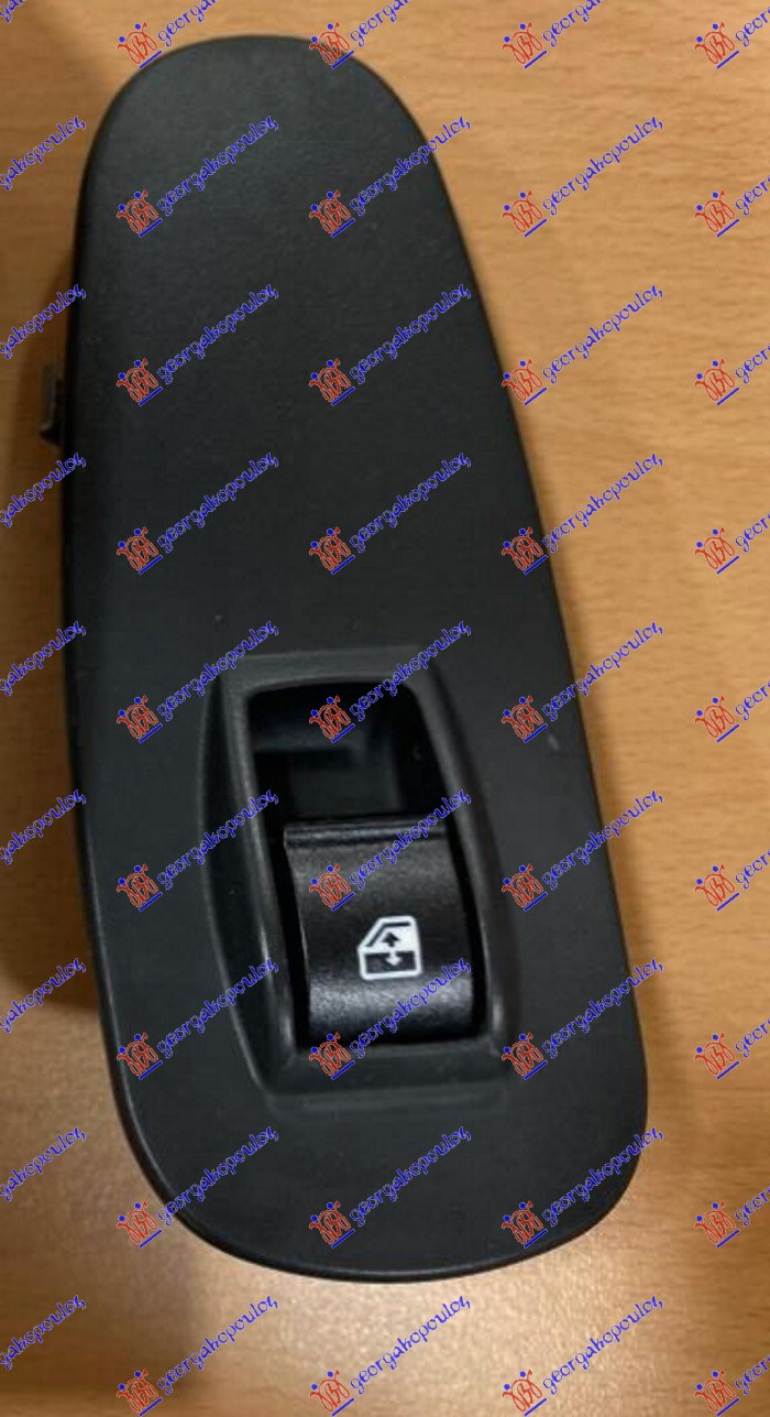 PREKIDAC U PREDNJIM VRATIMA (SA OKVIROM) (4 PIN) FIAT LINEA 2007-2013 (323/110)