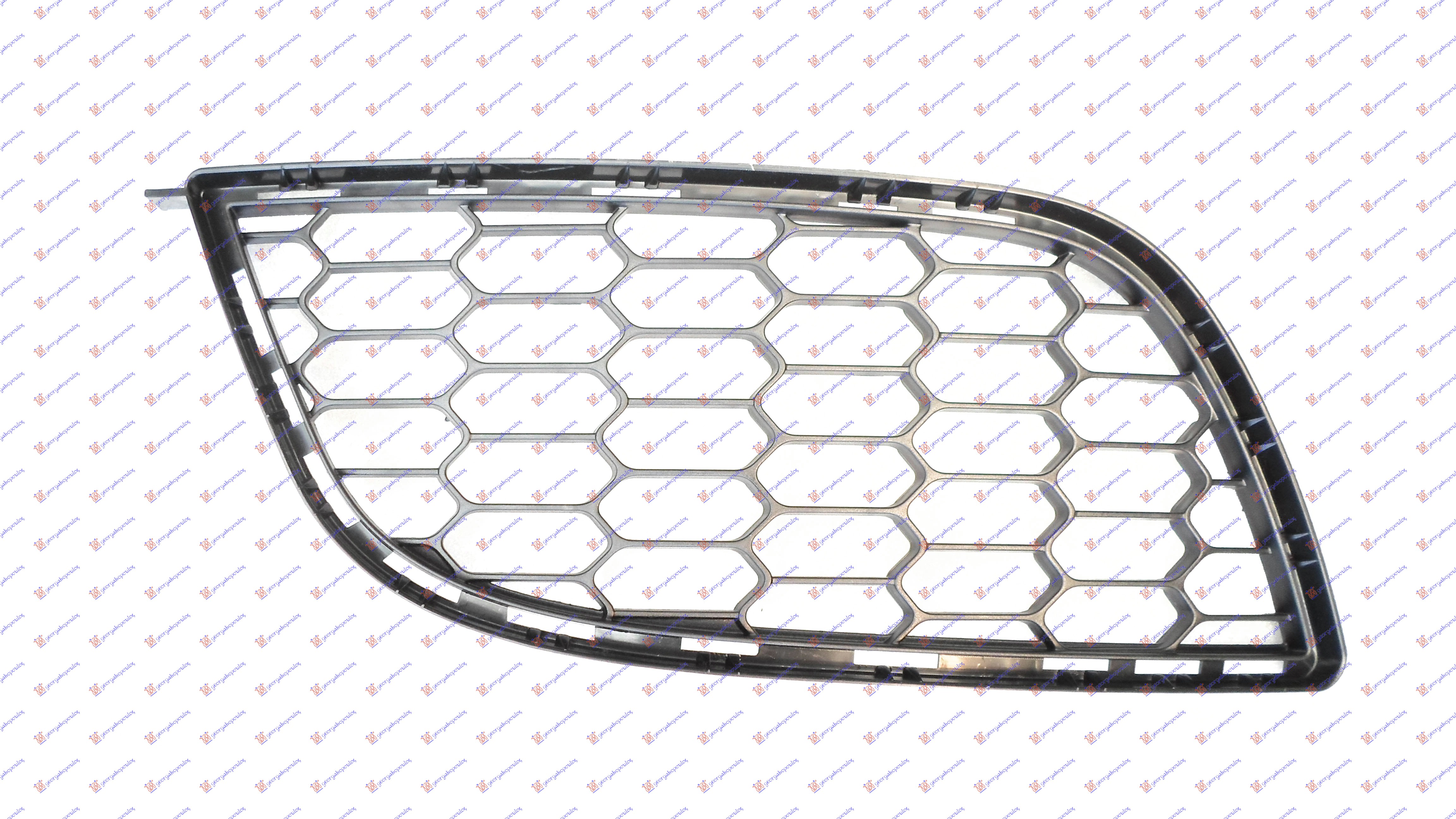 RESETKA PREDNJEG BRANIKA 2013-2016 (ORIGINALNI) ALFA ROMEO GIULIETTA 2010-2020 (940)