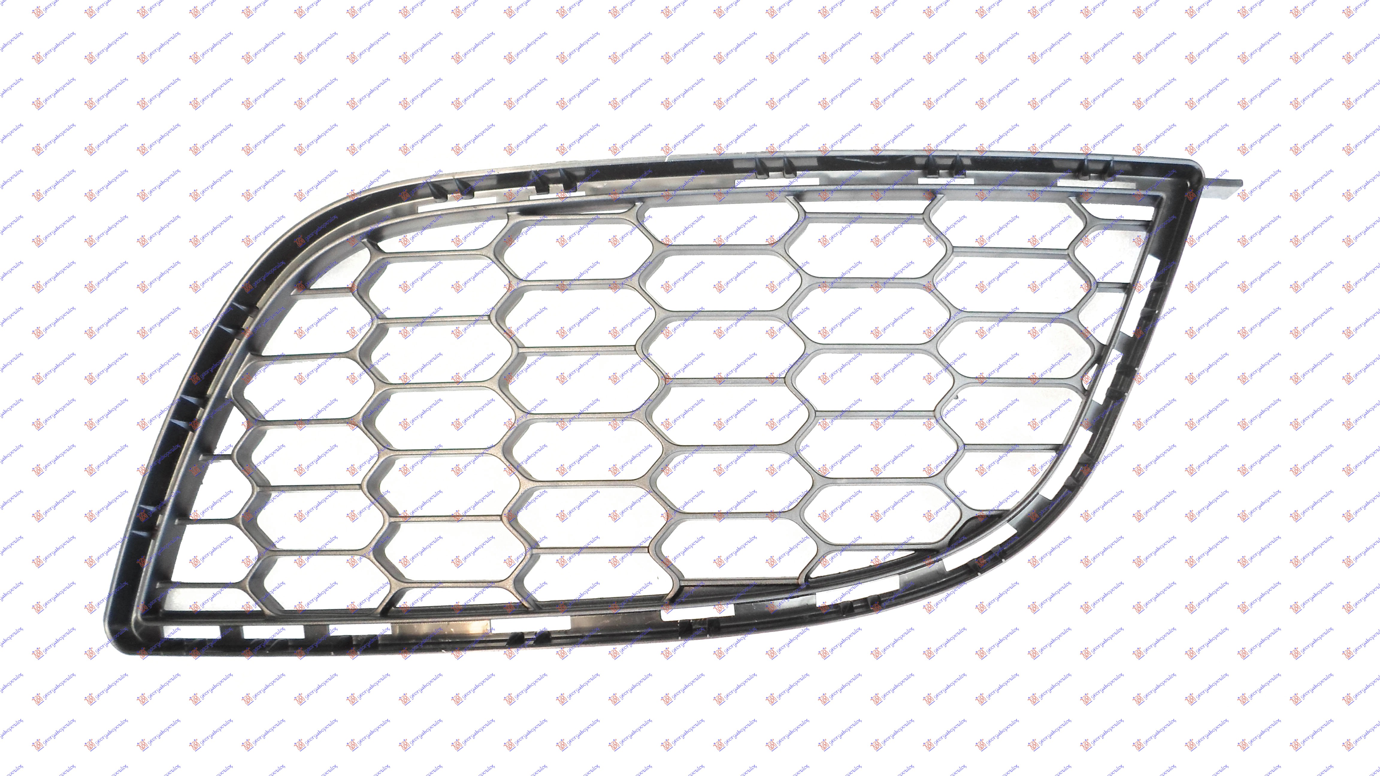 RESETKA PREDNJEG BRANIKA 2013-2016 (ORIGINALNI) ALFA ROMEO GIULIETTA 2010-2020 (940)