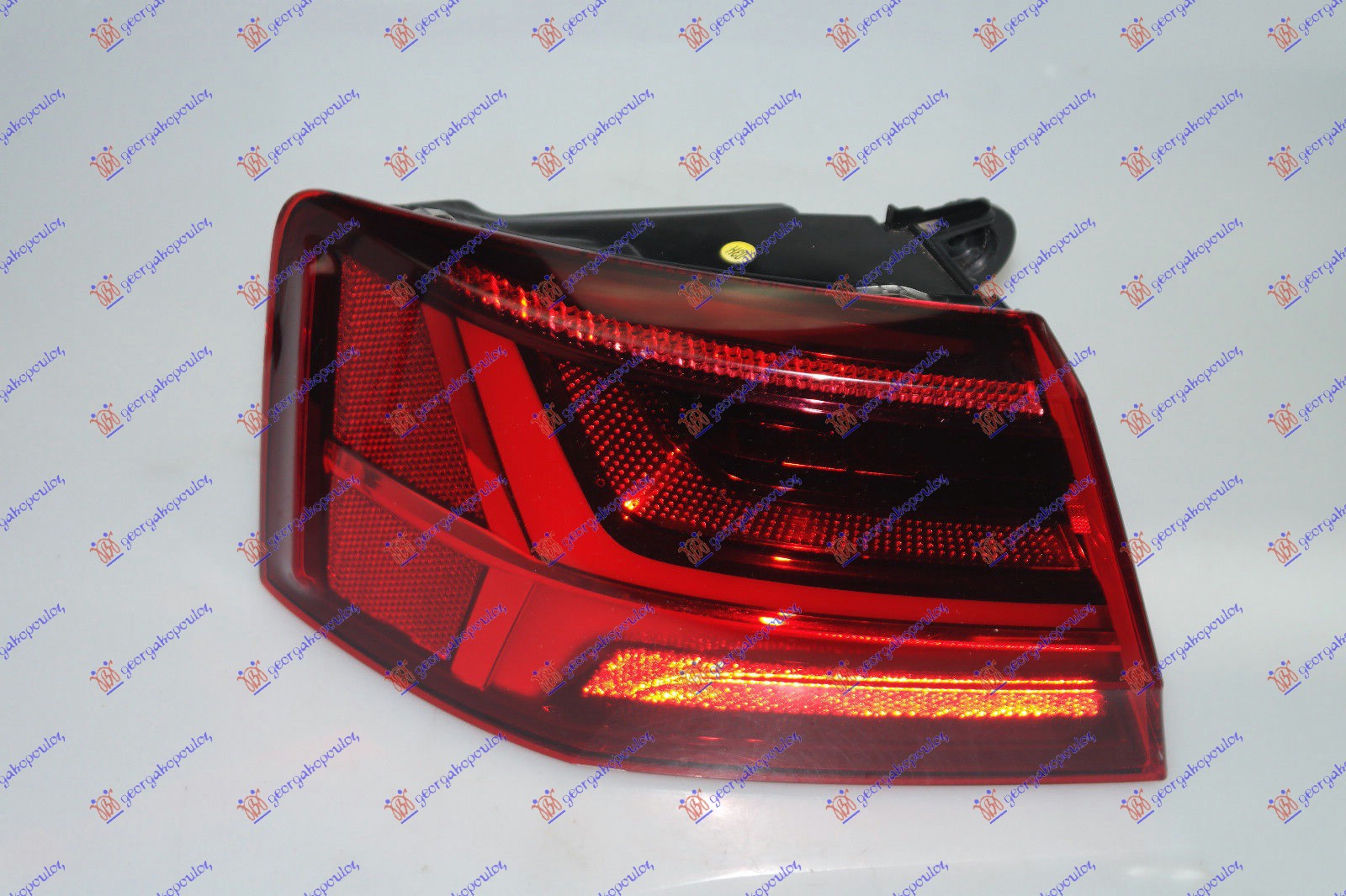 STOP LAMPA SPOLJASNJA LED DYNAMIC (VALEO) AUDI A6 2014-2018  (4GH/4GJ/4G2/4GC/4G5/4GD)