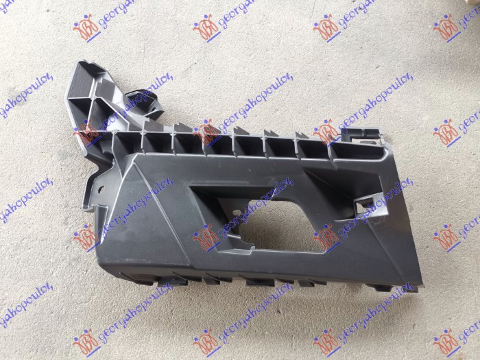 NOSAC PREDNJEG BRANIKA GORNJI PLASTICNI AUDI Q5 2020-2024 (FYB/FYG/FYT)