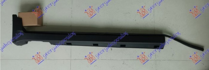 SAJTNA PLASTICNA PREDNJA CHEVROLET TRAX 2013-