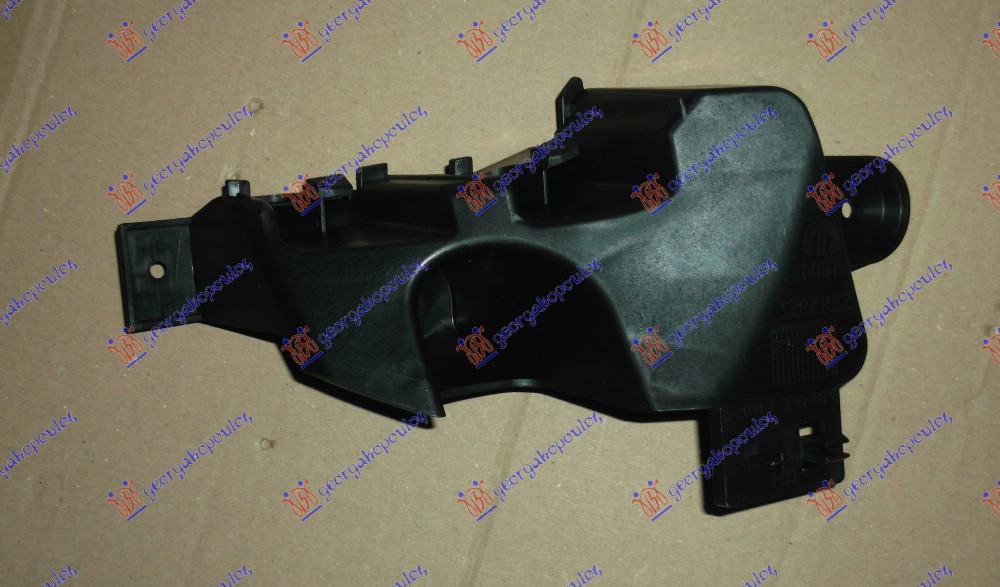 NOSAC ZADNJEG BRANIKA UNUTRASNJI BOCNI PLASTICNI KARAVAN (ORIGINALNI) FIAT TIPO 2016-2021 (356/357)