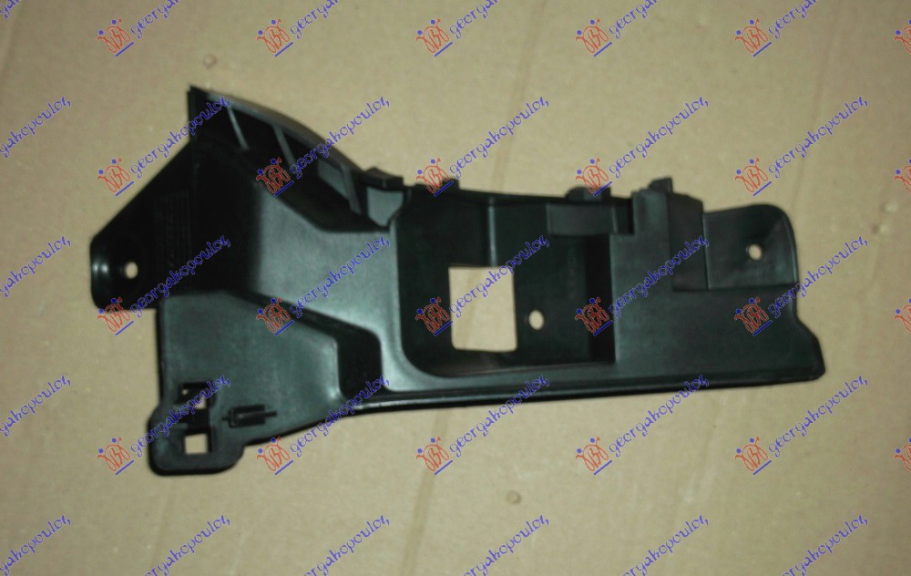 NOSAC ZADNJEG BRANIKA UNUTRASNJI BOCNI PLASTICNI (H/B) (ORIGINALNI) FIAT TIPO 2016-2021 (356/357)