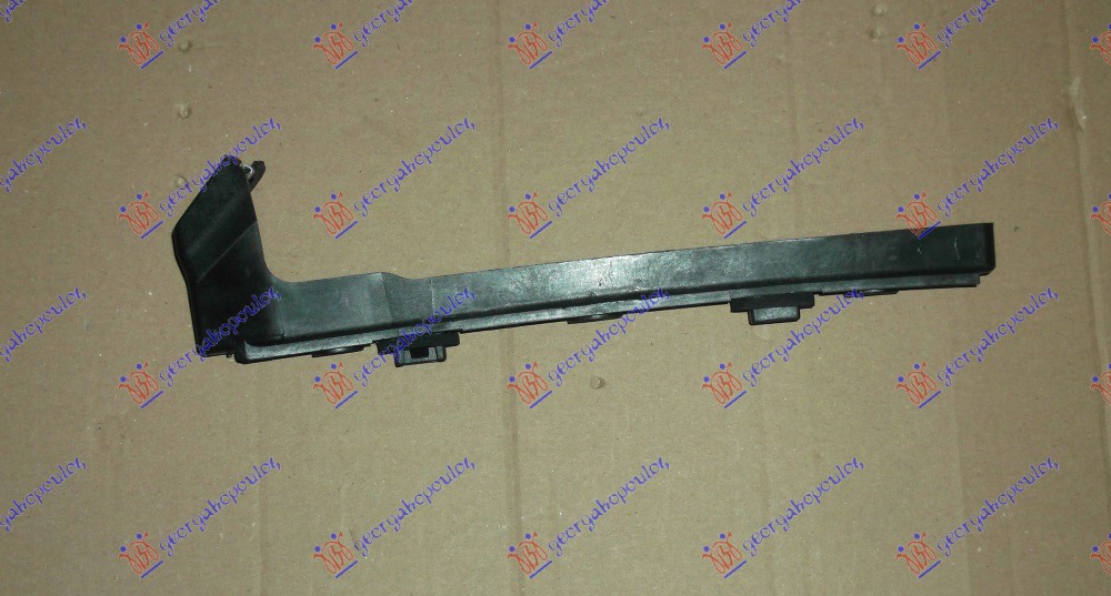 NOSAC ZADNJEG BRANIKA SPOLJASNJI BOCNI PLASTICNI (H/B) FIAT TIPO 2016-2021 (356/357)