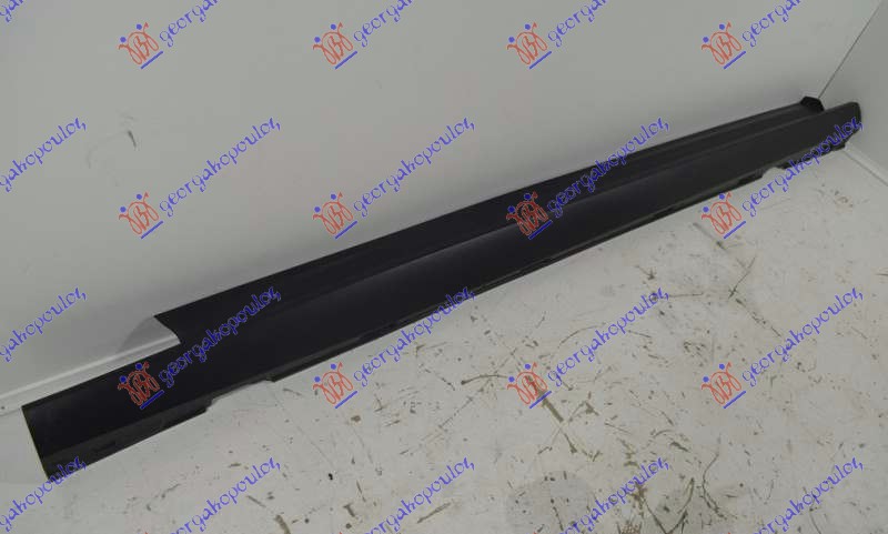 SAJTNA PLASTICNA FORD FOCUS 2018-2022 (HN/HM)