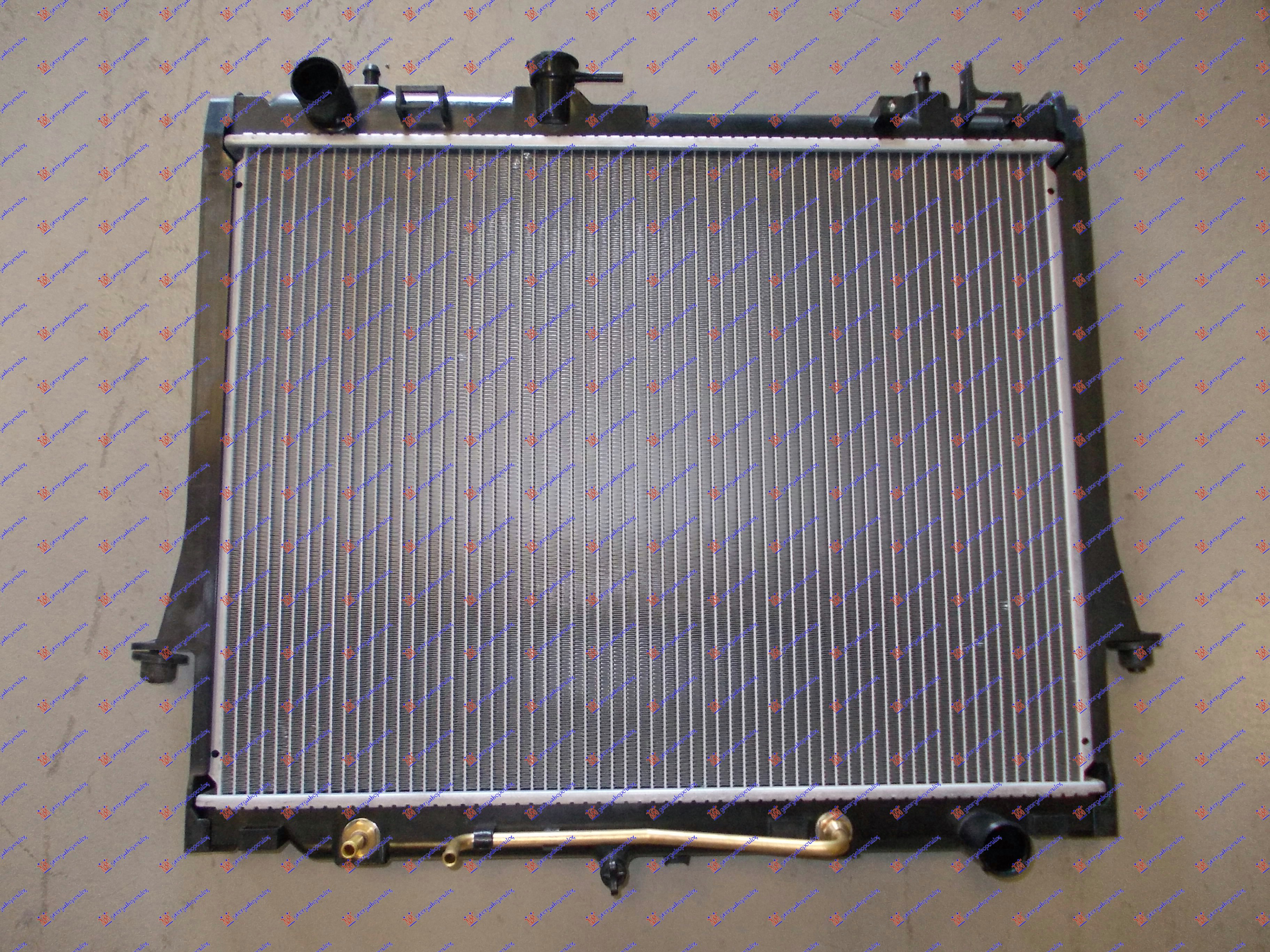HLADNJAK MOTORA 2.5/3.0 TD (AUTO) (420x650x26) ISUZU P/U D-MAX 2012-2016 (TFR/TFS)