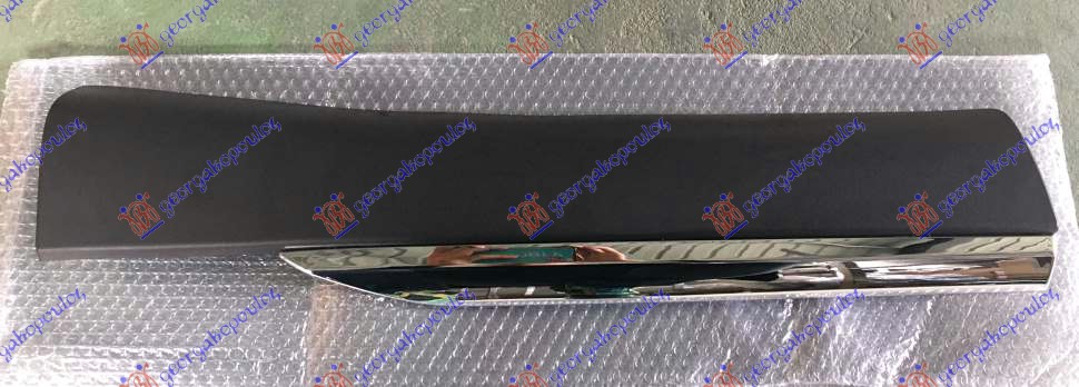 LAJSNA ZADNJIH VRATA (SA HROM LAJSNOM) LEXUS RX 2009-2012 (L1)
