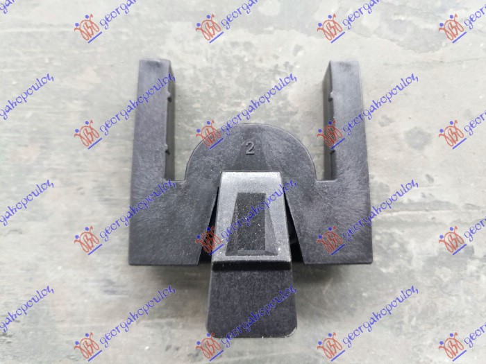 NOSAC HLADNJAKA GORNJI PLASTICNI (L=D) MAZDA 2 2014-2020 (DL/DJ)