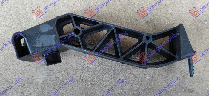 NOSAC PREDNJEG BRANIKA PLASTICNI MERCEDES VITO 2015- (W447)