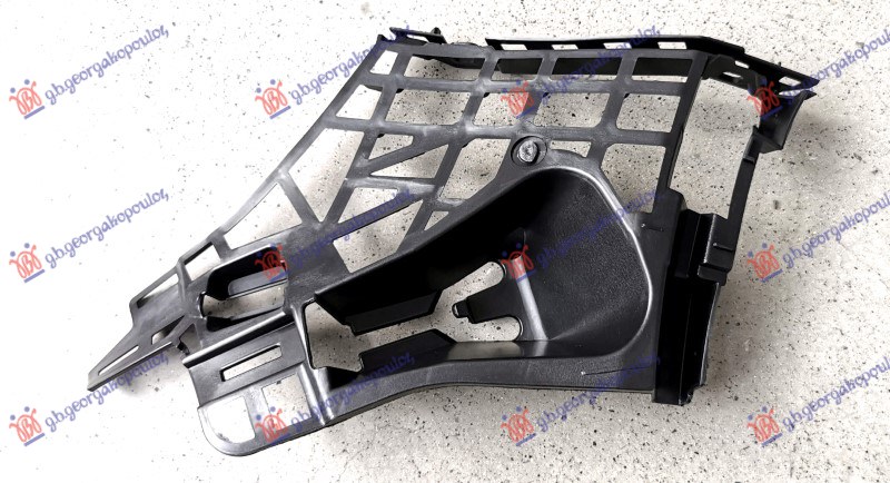 NOSAC (OJACANJE) PREDNJEG BRANIKA PLASTICNI (AMG-LINE) MERCEDES GLA 2014-2017 (X156)