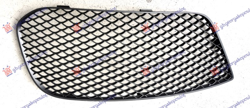 RESETKA PREDNJEG BRANIKA SPOLJASNJA (AMG-LINE) MERCEDES GLA 2014-2017 (X156)