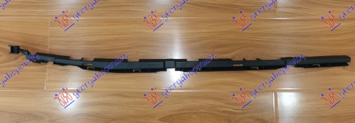 NOSAC PLASTICNE SAJTNE ZADNJI PLASTICNI MERCEDES GLA 2014-2017 (X156)