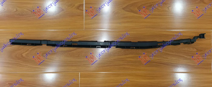 NOSAC PLASTICNE SAJTNE ZADNJI PLASTICNI MERCEDES GLA 2014-2017 (X156)