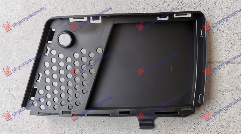 RESETKA PREDNJEG BRANIKA (OTVOR ZA SENZOR) (AMG) MERCEDES GL 2012-2015 (X166)