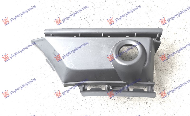 POKLOPAC PREDNJEG BRANIKA PLASTICNI (OTVOR ZA SENZOR) (AMG-LINE) MERCEDES A CLASS 2012-2015 (W176)