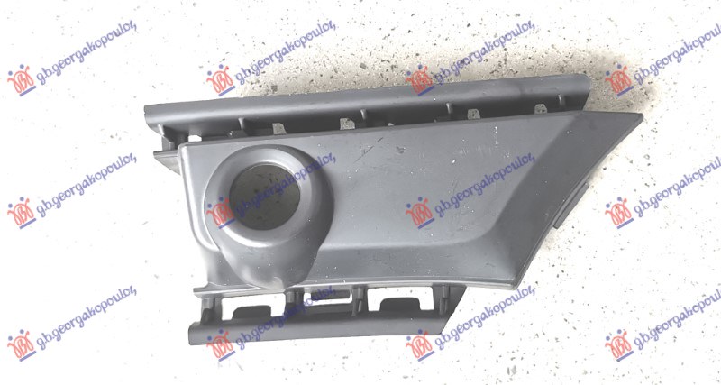 POKLOPAC PREDNJEG BRANIKA PLASTICNI (OTVOR ZA SENZOR) (AMG-LINE) MERCEDES A CLASS 2012-2015 (W176)