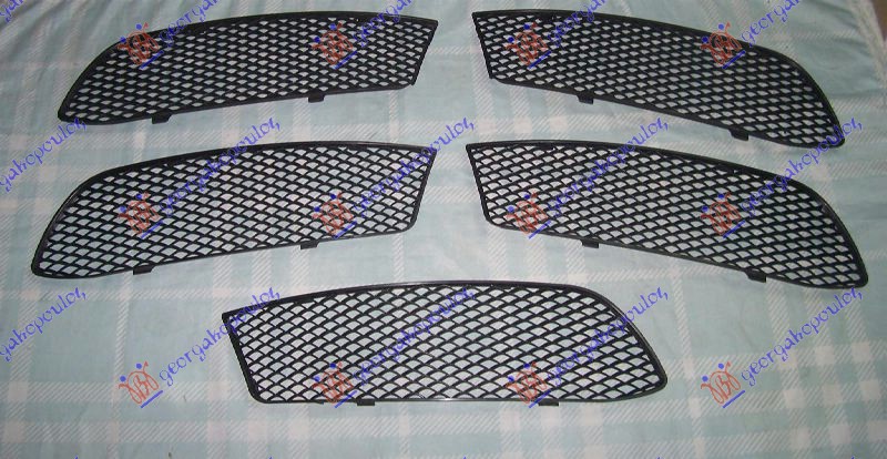 RESETKA PREDNJEG BRANIKA (AMG LINE) MERCEDES A CLASS 2012-2015 (W176)