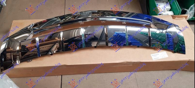 LAJSNA CENTRALNE RESETKE HROM DONJA (AMG) MERCEDES ML 2011- (W166)