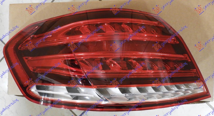STOP LAMPA SPOLJASNJA (CELA LED) (CRNO KUCISTE) (DEPO) MERCEDES E CLASS 2013-2016 (W212)