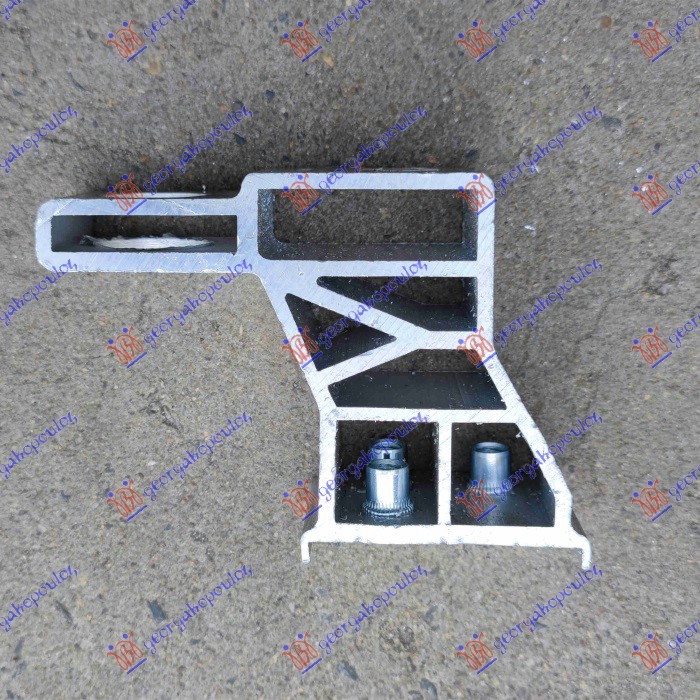 NOSAC HLADNJAKA PREDNJI DONJI ALUMINIJUM MERCEDES E CLASS 2016-2020 (W213)