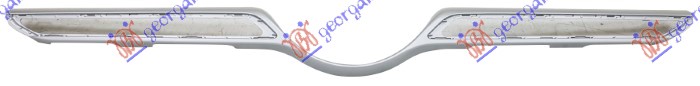 LAJSNA PVC MASKE DONJA SREBRNA MERCEDES GLE 2019- (167)