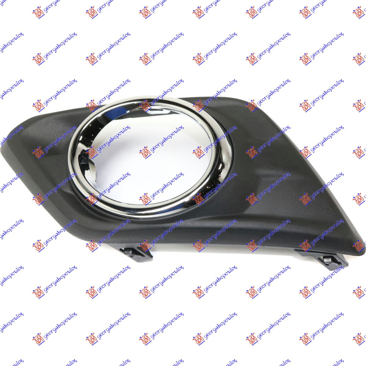 RESETKA PREDNJEG BRANIKA (SA MAGLENKOM) NISSAN X-TRAIL 2014-2017 (T32/T32R/T32RR)