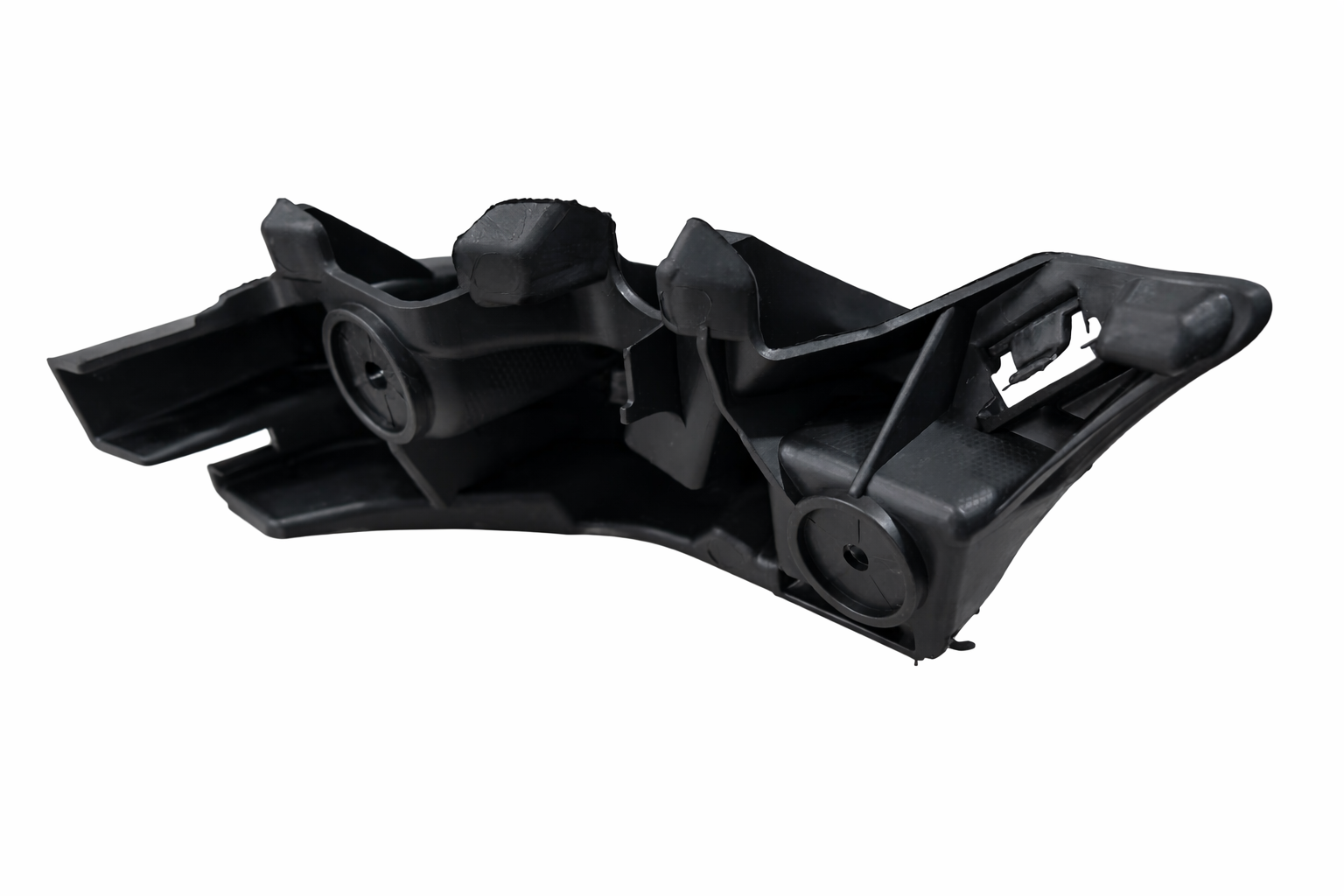 NOSAC ZADNJEG BRANIKA DONJI PLASTICNI SEAT LEON 2020- (KL1/KLG)