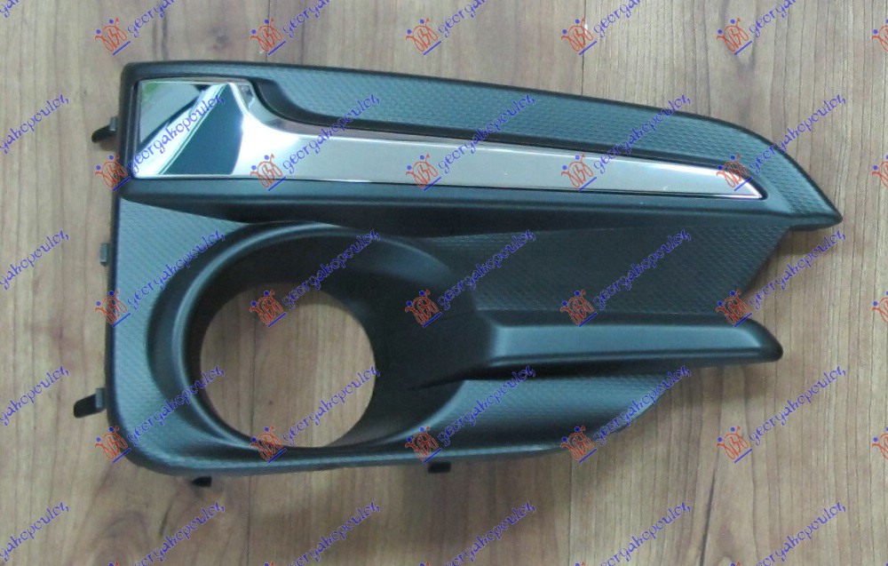 RESETKA PREDNJEG BRANIKA (SA MAGLENKOM) (SA OTVORIMA ZA LAJSNU) SUBARU IMPREZA 2017-2023 (GT)