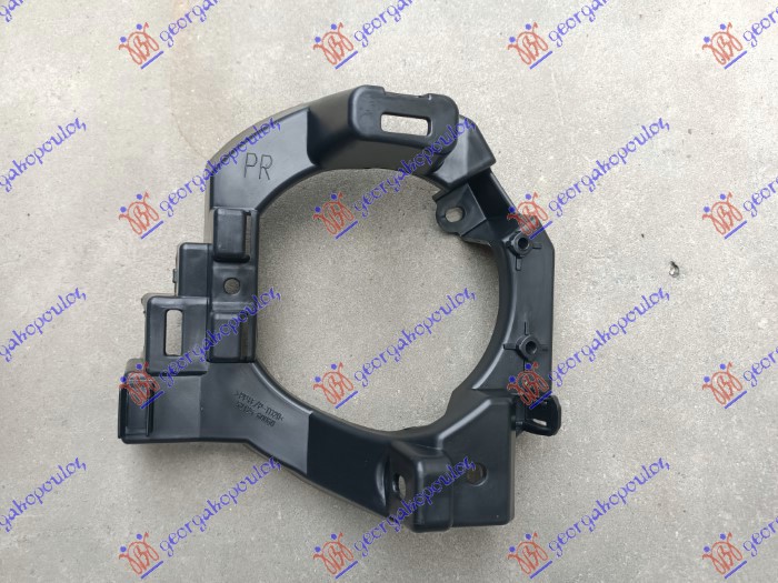 NOSAC MAGLENKE PLASTICNI TOYOTA LAND CRUISER PRADO 2017-2024 (J15)