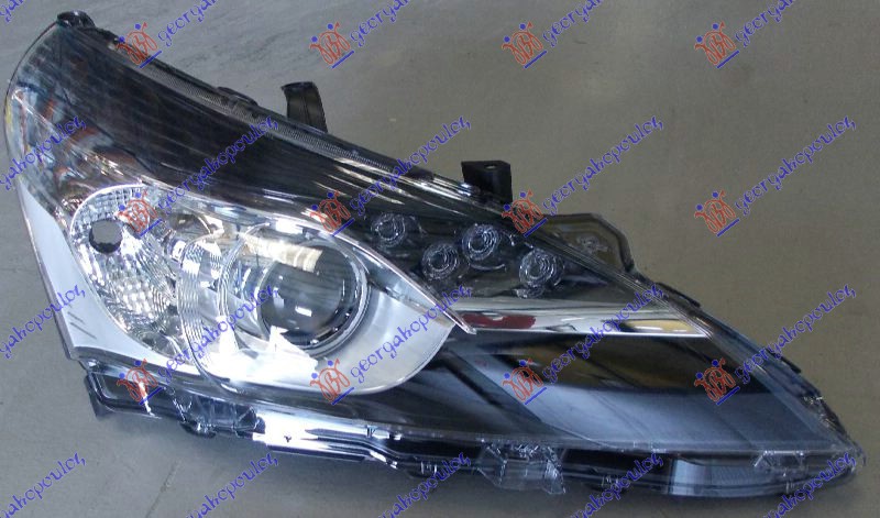 FAR XENON (ULO) TOYOTA VERSO 2013- (R2)