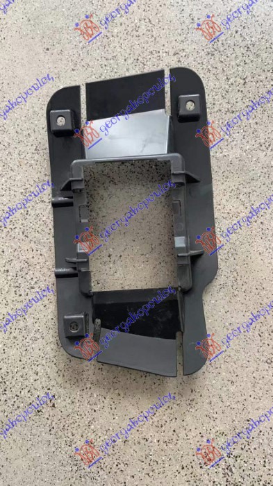 NOSAC ZADNJEG BRANIKA UNUTRASNJI PLASTICNI VOLVO S90 2016-2021 (234)