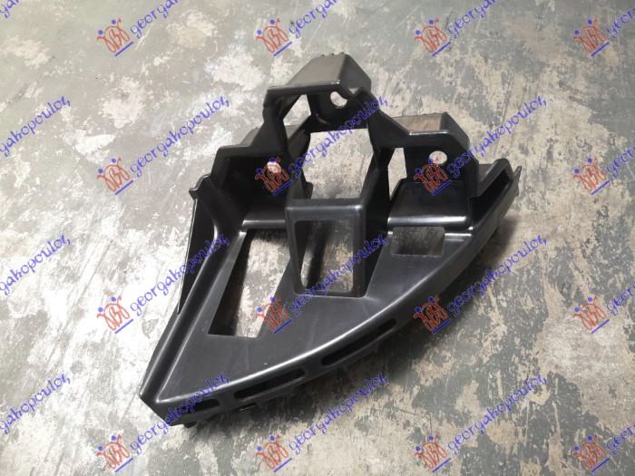 NOSAC ZADNJEG BRANIKA I STOP LAMPE PLASTICNI VW JETTA 2014-2018 (162/163/AV3/AV2)